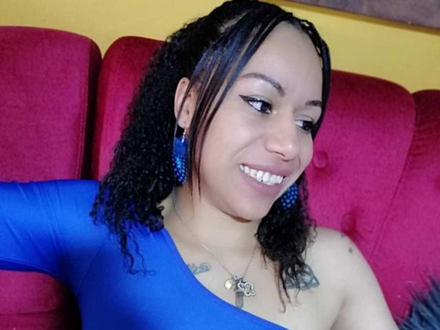 LeyaJohnsons - Sexe cam en vivo - 12021088