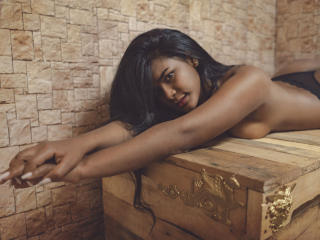 SaraIRoseI - Live sexe cam - 12023408