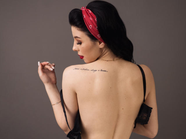 EmillyTaiylor - Sexe cam en vivo - 12028520