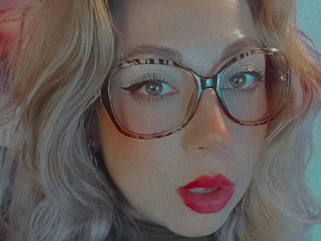 KhrystineBrulant - Live sex cam - 12029592