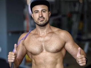 EverardMilton - Live sex cam - 12030768