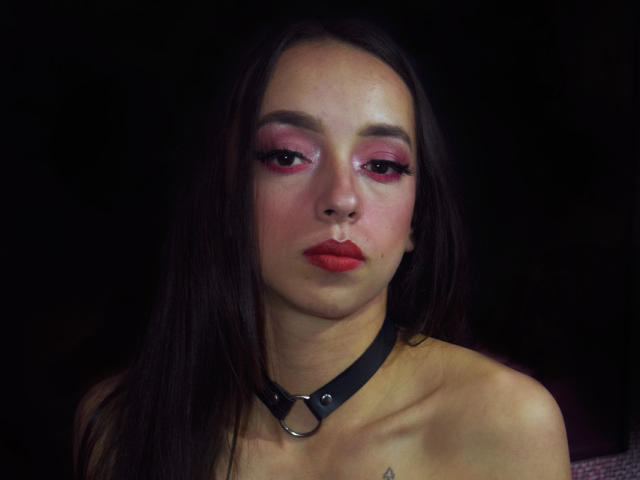 KatieWatison - Sexe cam en vivo - 12031444