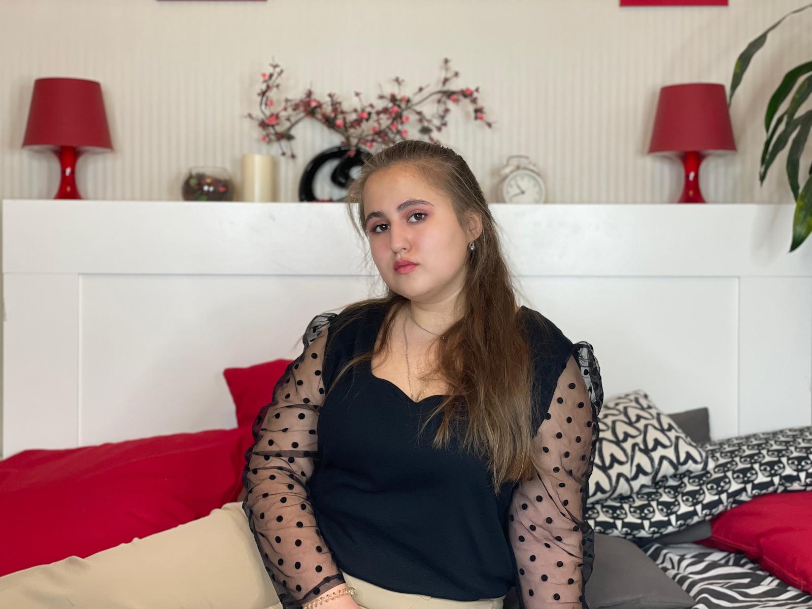 KellyEnderson - Live porn &amp; sex cam - 12034172