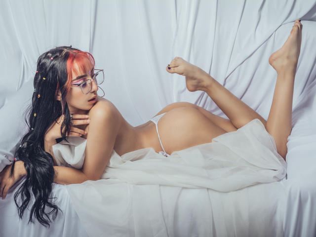 ConnieLuna - Live porn &amp; sex cam - 12040092