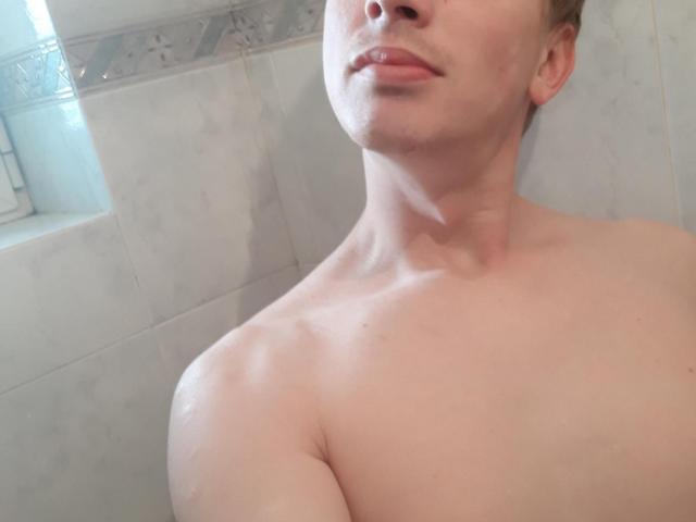 RonnieSunset - Live porn &amp; sex cam - 12040592