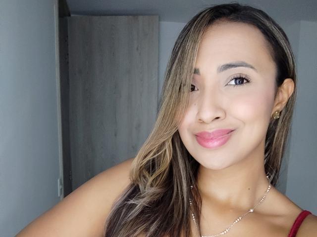 VictoriaSantos69 - Live sex cam - 12040648