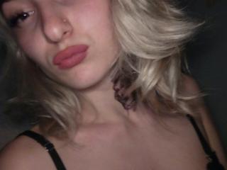 VeronikaLoveVR - Live sexe cam - 12047248