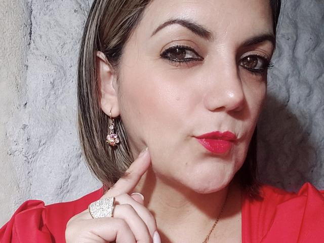 GretaBlack - Live sexe cam - 12049460