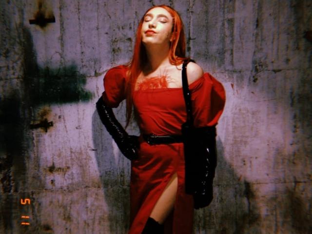 ValentineFanning - Sexe cam en vivo - 12049532