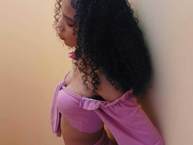 ZenayaColman - Sexe cam en vivo - 12050972