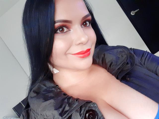 EmmaGreey - Camera khiêu dâm &amp; quyến rũ trực tiếp - 12052096