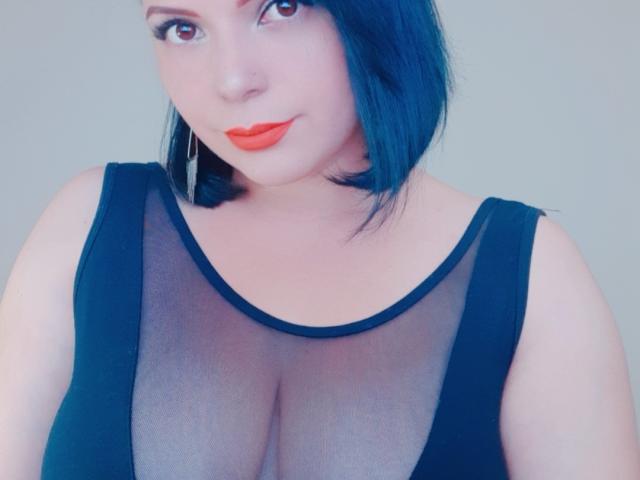 EmmaGreey - Live porn &amp; sex cam - 12052132