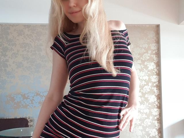 SweetyyKaty - Live Sex Cam - 12065200