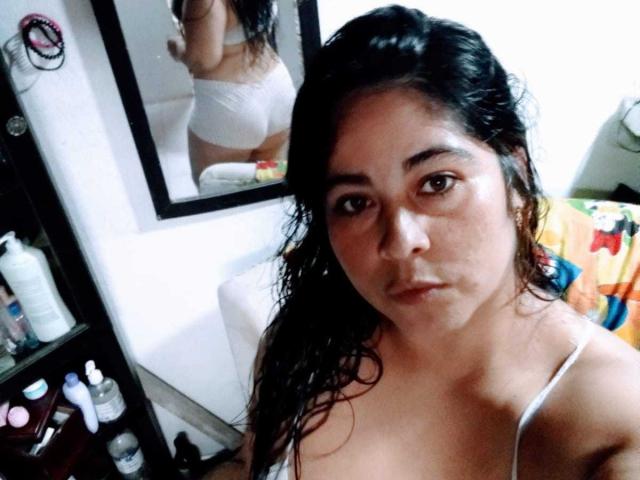 EsmeraldaKit69 - Sexe cam en vivo - 12072548