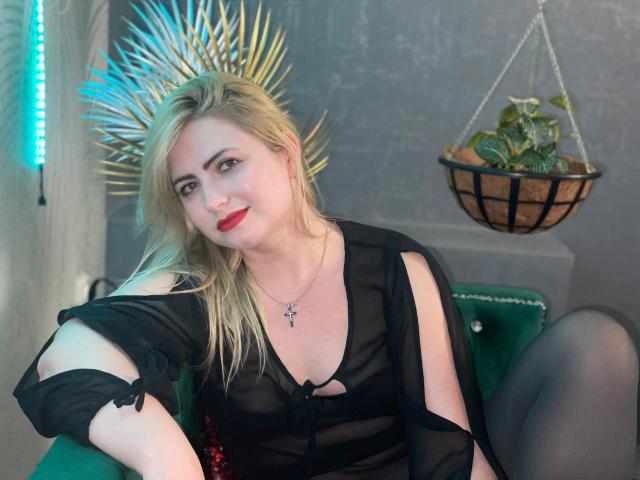 EvaHillton - Live sexe cam - 12075076