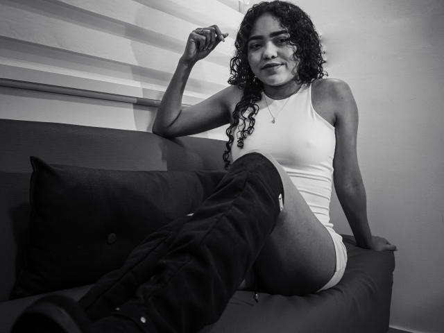 VanesaBukr - Live porno og sexkamera - 12091568