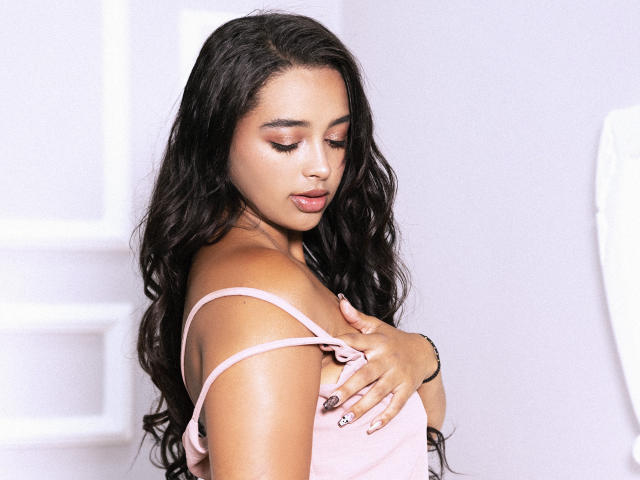 AriadnaSimmons - Live Sex Cam - 12099020