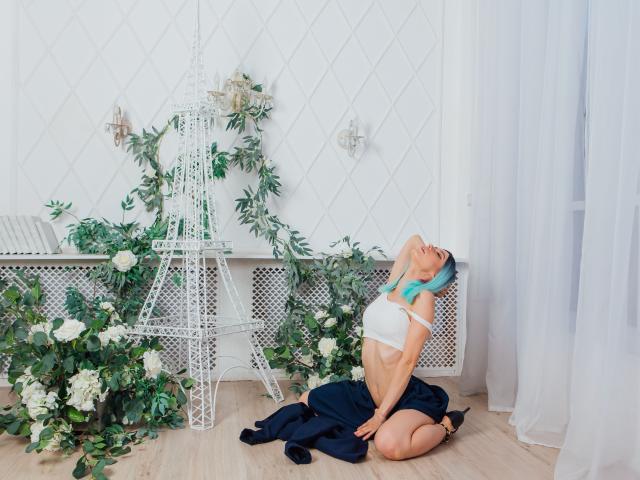 MissAstravert - сексуальная веб-камера в реальном времени - 12101072