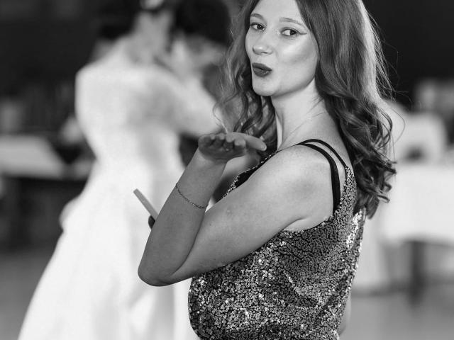 RebeccaFlores - Sexe cam en vivo - 12118284