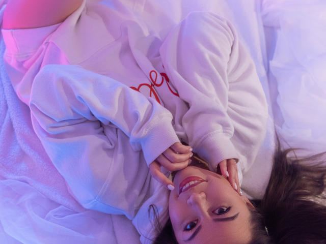 IsabeIIaArdo - сексуальная веб-камера в реальном времени - 12118896