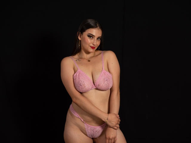 VictoriaLucas - Sexe cam en vivo - 12120116