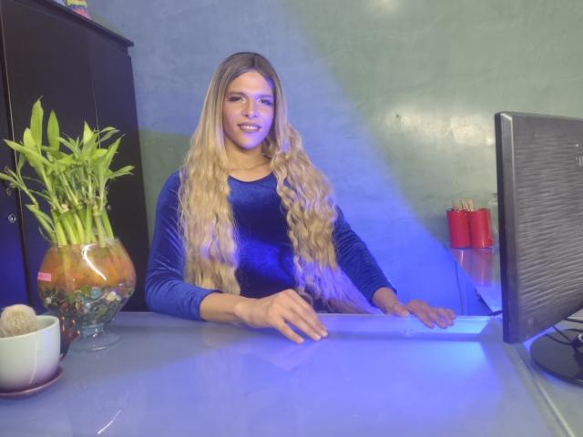 ErikaTawell - Live sexe cam - 12136420