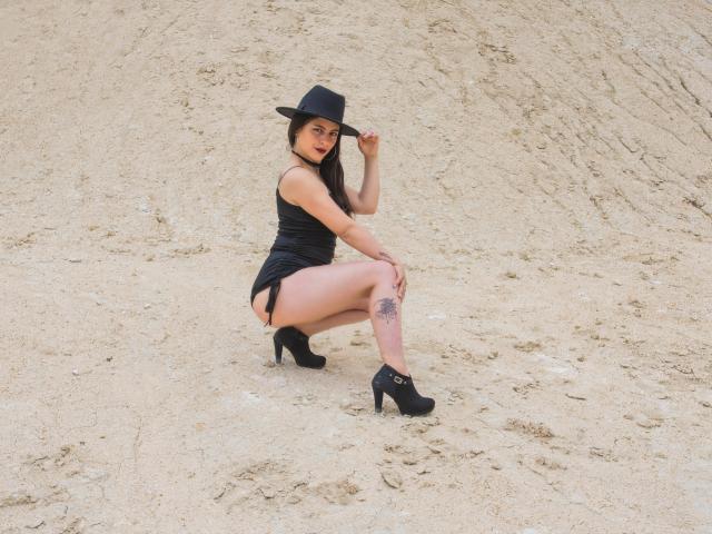 CandyWee69 - Live porn &amp; sex cam - 12137240