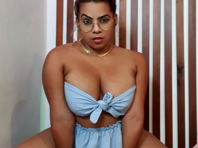 EbonyRose69 - Live sex cam - 12141068