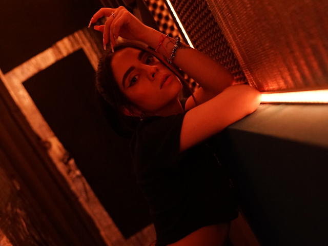 AnieSantos - Live sexe cam - 12149732