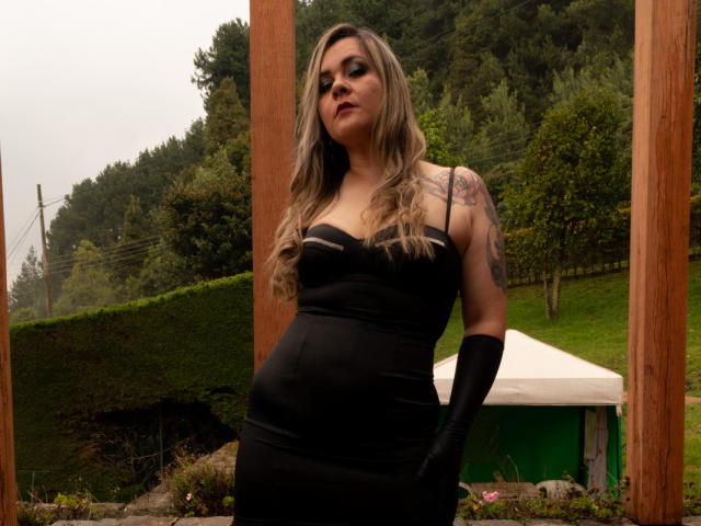 VictoriiaGray - Live porn &amp; sex cam - 12152312