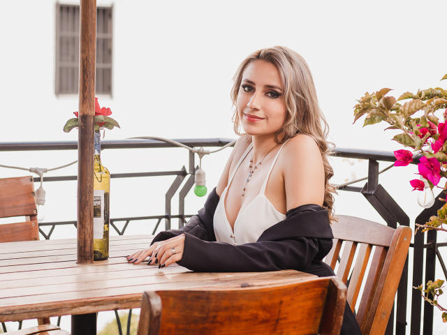 AnneGrey - Live porn &amp; sex cam - 12164540