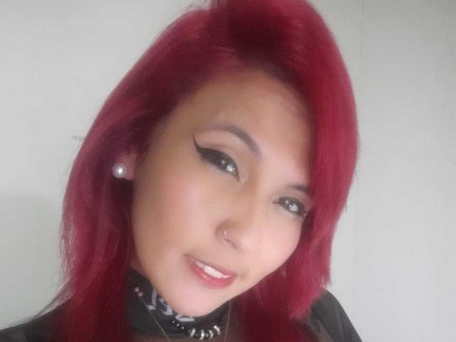 GiselleLacout - Live Sex Cam - 12177372