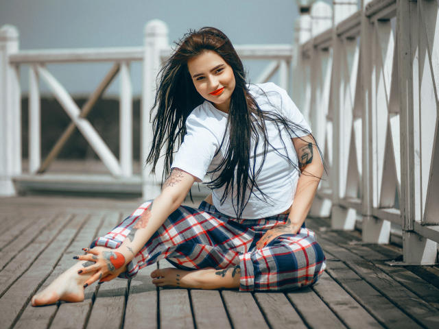 SaraOswald - Élő pornó és szexkamera - 12179800