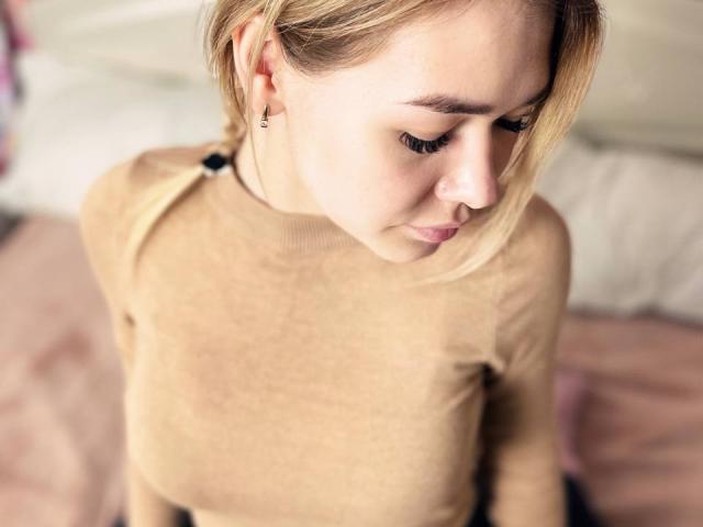 IleenSanny - Live sex cam - 12193984