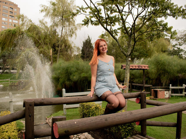 ScarlettRhodes - Sexe cam en vivo - 12195228