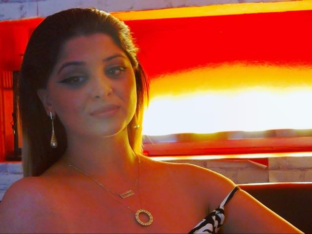 HalleyBB - Live Sex Cam - 12212896