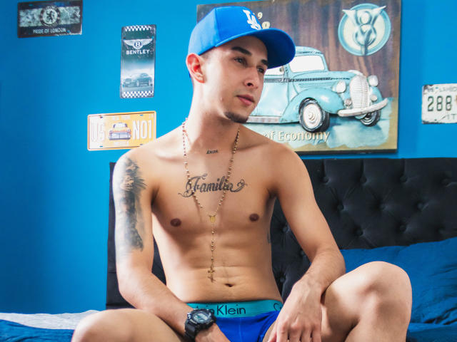 YazanHotty - Sexe cam en vivo - 12216880