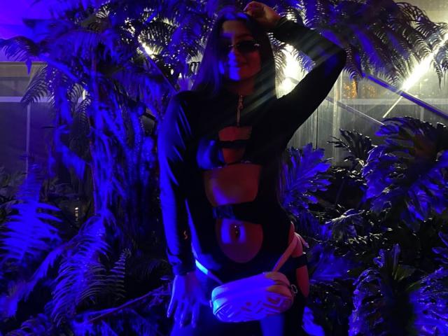 SkyRose - 라이브 포르노 &amp; 섹스 캠 - 12220472