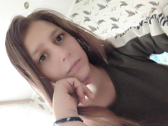 GloriaSun - Live porn &amp; sex cam - 12221212