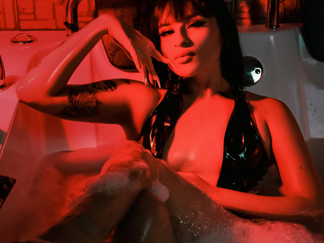 AmeliePierre69 - Live sexe cam - 12237368