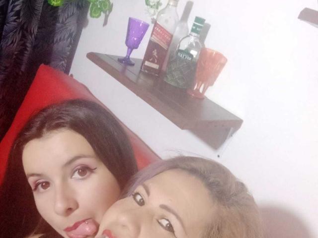 LesbianCuple - Sexe cam en vivo - 12248428