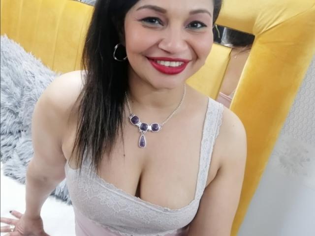 SonyaMilf - Sexe cam en vivo - 12258496