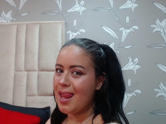 VeronicaMorphi - Live sexe cam - 12276836