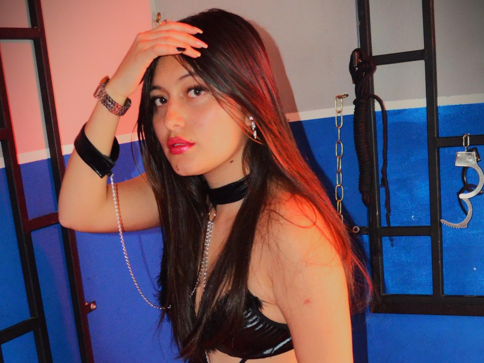 EsmeraldaMona - Sexe cam en vivo - 12325184