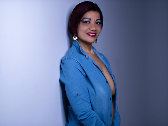 SamiraStone - Live sex cam - 12325332