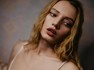 LiaWolf - сексуальная веб-камера в реальном времени - 12330092