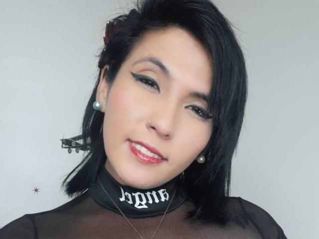 GiselleLacout - Live porn &amp; sex cam - 12360152