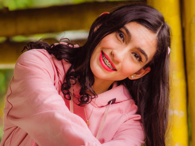 CameronCossio - сексуальная веб-камера в реальном времени - 12377400