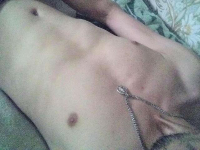 BobbyNavyLa - сексуальная веб-камера в реальном времени - 12381956