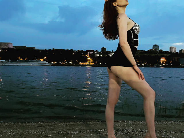 RebeccaFlores - Camera khiêu dâm &amp; quyến rũ trực tiếp - 12390912